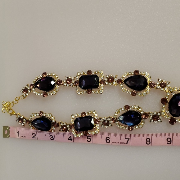 Purple amber and clear rhinestones goldtone statement necklace NIB wedding prom - Picture 5 of 10